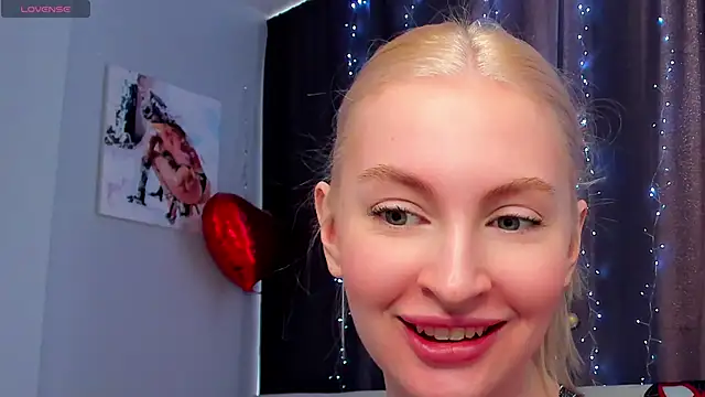 Kimmy powell online show from October 2025 06:54:01 AM