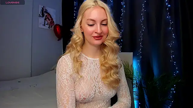 Kimmy powell online show from October 2025 03:40:02 AM