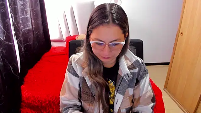 samantha  wilson online show from September 2025 03:07:01 PM