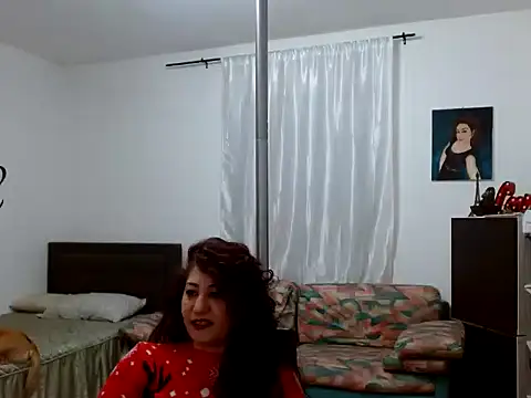 danasantoreal online show from November 2025 03:34:01 PM