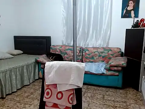 danasantoreal online show from November 2025 03:34:01 PM