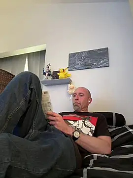 El Gizmo online show from March 2026 07:21:01 PM