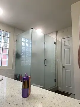 El Gizmo online show from November 2025 06:23:01 PM