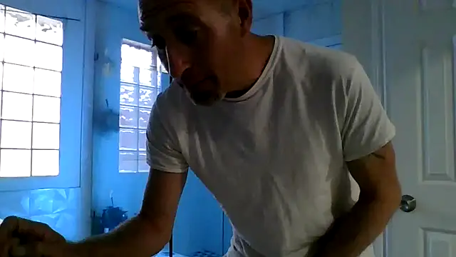 El Gizmo online show from February 2026 12:31:02 AM