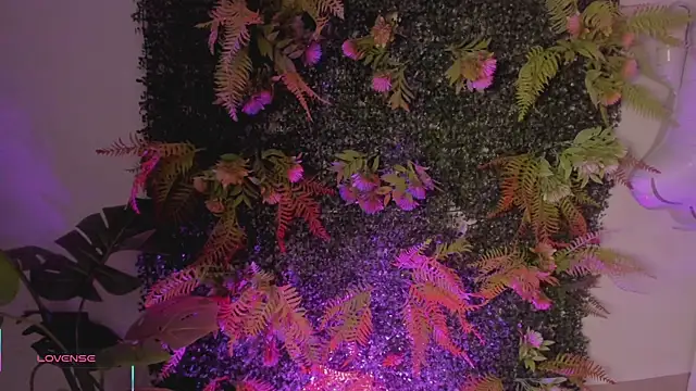 hanna lee02 online show from October 2025 12:47:02 PM