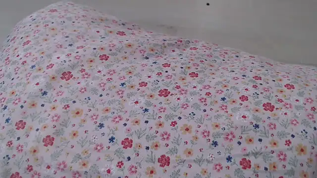 CRISTIINA37 online show from April 2026 12:33:01 PM