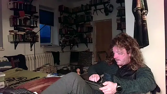 sunr1sa online show from December 2025 06:48:02 AM