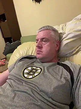 Snapshot of Evolite123 chatting on March 2025 06:28:01 PM Evolite123 online show from March 2025 06:28:01 PM