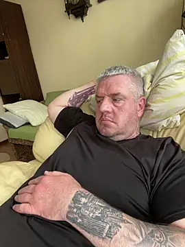 Snapshot of Evolite123 chatting on March 2025 10:03:01 AM Evolite123 online show from March 2025 10:03:01 AM