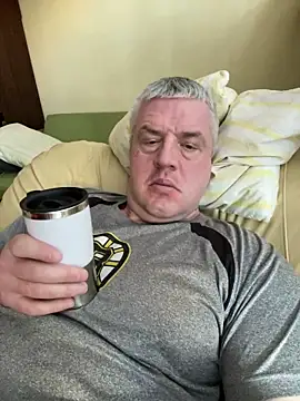 Snapshot of Evolite123 chatting on March 2025 06:24:02 AM Evolite123 online show from March 2025 06:24:02 AM