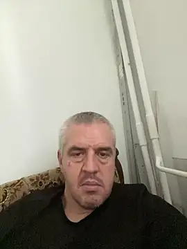 Snapshot of Evolite123 chatting on November 2025 12:31:01 PM Evolite123 online show from November 2025 12:31:01 PM