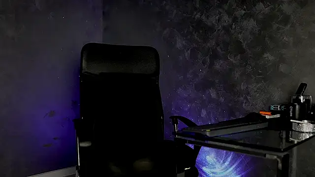 juliusmasters online show from November 2025 08:57:02 PM