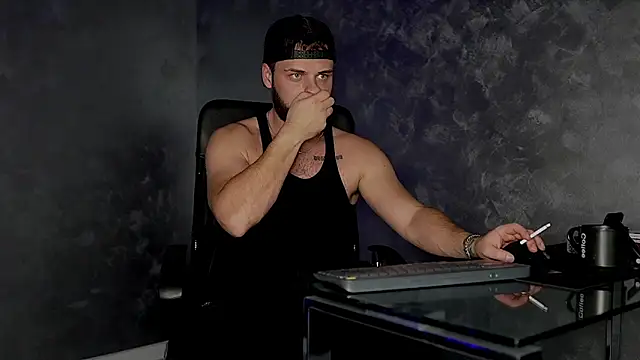 juliusmasters online show from November 2025 10:14:01 PM