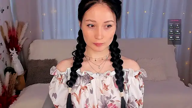 LisaMooore online show from February 2025 09:55:02 AM