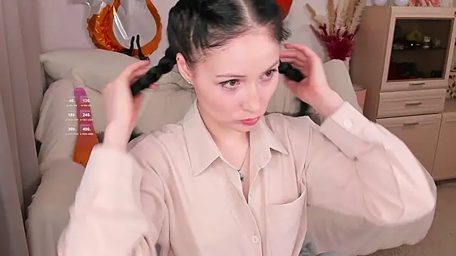 LisaMooore online show from December 2025 03:14:02 PM