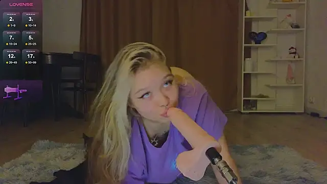 Snapshot of May_aster chatting on September 2025 08:04:02 PM May aster online show from September 2025 08:04:02 PM