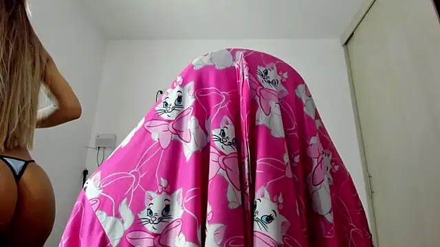  juliana star  online show from March 2026 06:10:01 PM