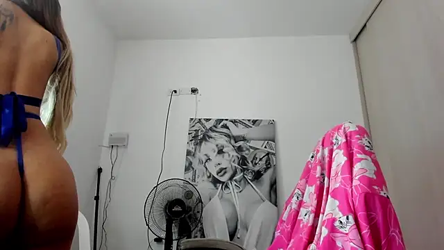  juliana star  online show from April 2026 06:13:02 PM