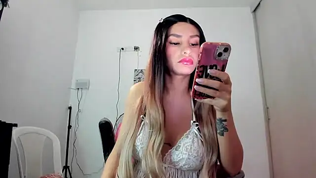  juliana star  online show from March 2026 07:35:01 PM