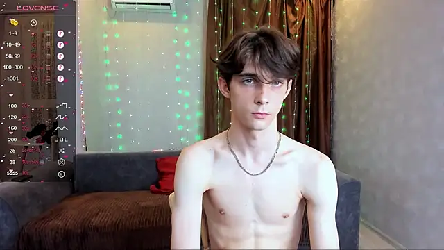 Aaron Boom online show from June 2026 06:13:01 PM