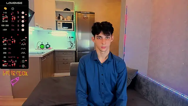 Snapshot of Aaron_Boom chatting on October 2025 10:55:01 PM Aaron Boom online show from October 2025 10:55:01 PM