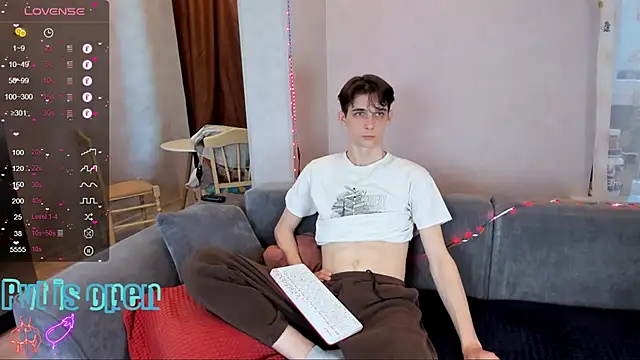 Aaron Boom online show from May 2026 03:52:02 PM