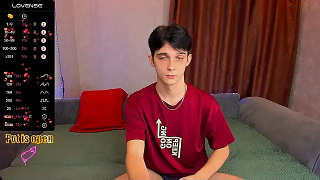 Aaron Boom online show from December 2025 12:20:02 AM