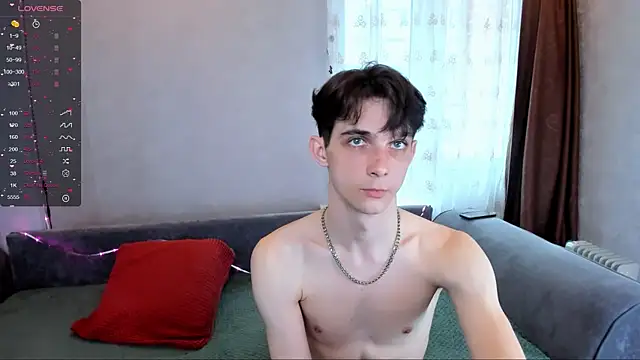 Aaron Boom online show from April 2026 01:18:02 PM