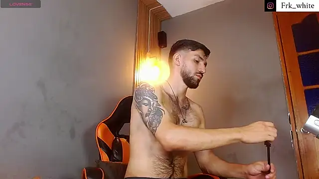 Mr WhiteCock online show from April 2026 10:04:01 PM