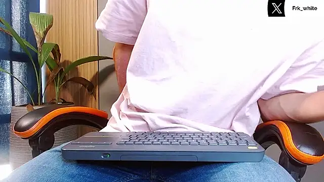 Mr WhiteCock online show from October 2025 07:38:02 PM