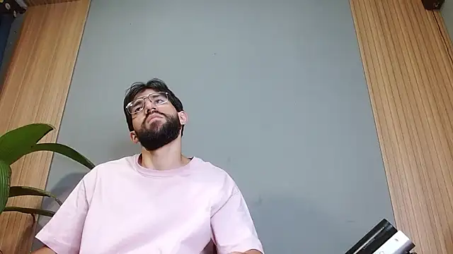 Mr WhiteCock online show from September 2025 01:41:02 AM