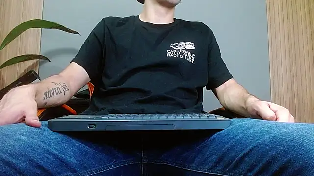 Mr WhiteCock online show from November 2025 11:36:01 PM