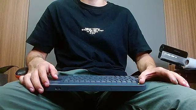 Mr WhiteCock online show from November 2025 11:52:02 PM