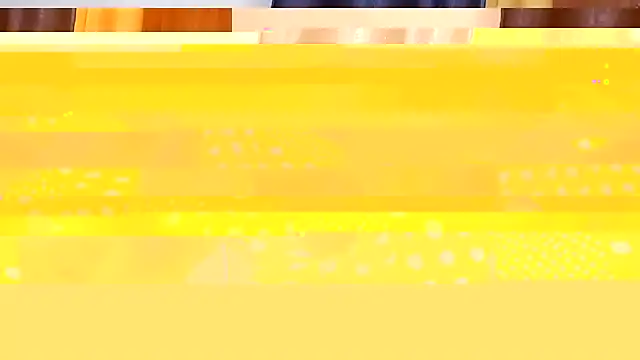 queen lov online show from November 2025 10:57:01 PM