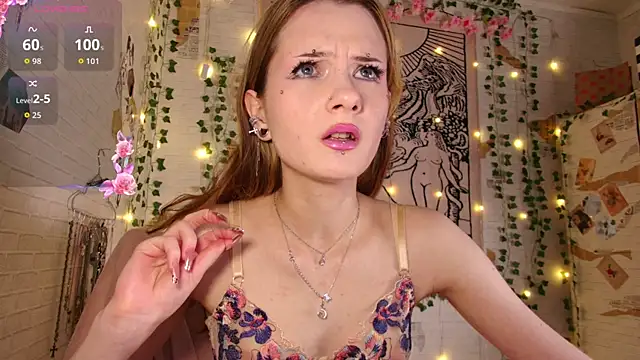 summerhazeee online show from November 2025 05:29:02 PM