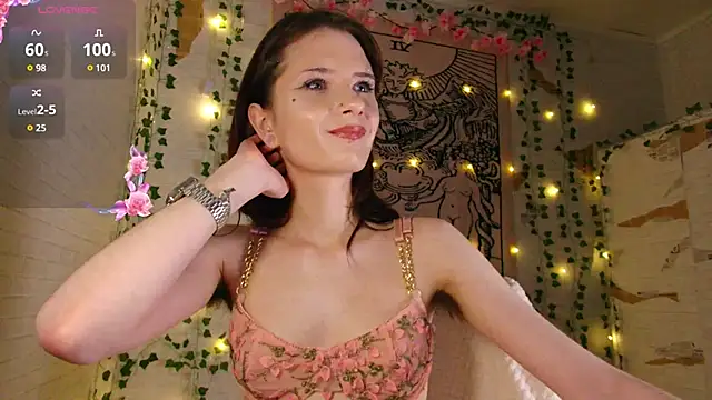 summerhazeee online show from December 2024 07:38:02 PM