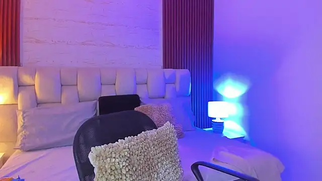 SophiaWylde online show from March 2025 04:08:02 AM