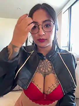 Rae Lil White online show from March 2026 10:22:02 PM