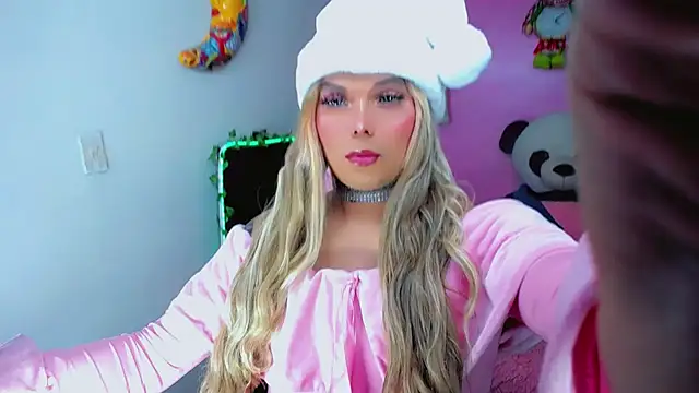 SweetKim21 online show from December 2025 05:57:02 AM