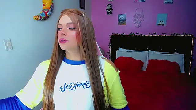 SweetKim21 online show from June 2026 05:18:01 AM