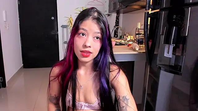 analia collins online show from June 2026 01:25:01 AM