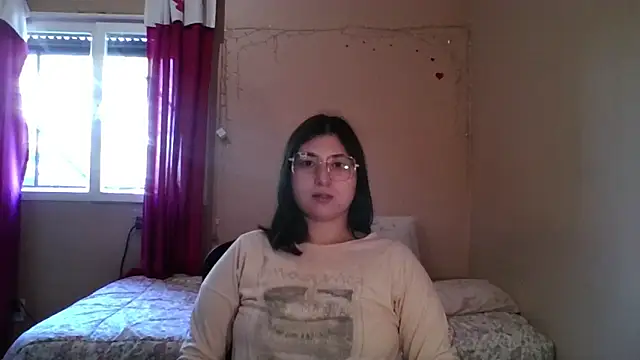 imsohornydacom online show from April 2026 06:22:01 PM