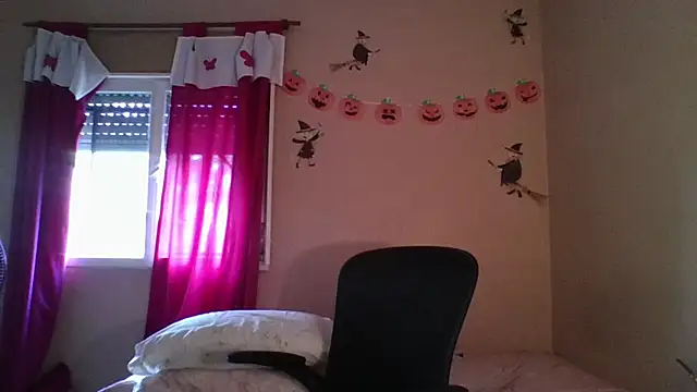 imsohornydacom online show from November 2025 07:39:01 PM