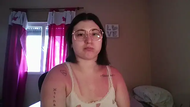 imsohornydacom online show from November 2025 04:40:01 PM