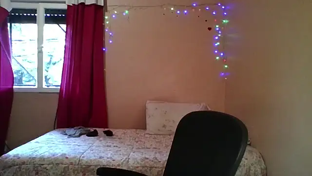 imsohornydacom online show from April 2026 06:23:01 PM