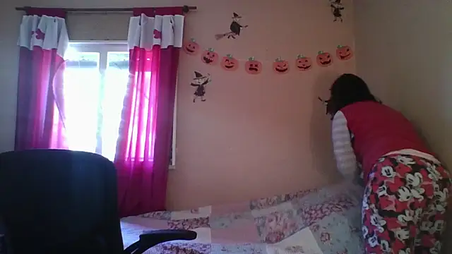 imsohornydacom online show from November 2025 03:22:01 PM