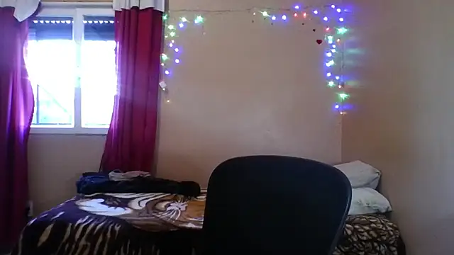 imsohornydacom online show from May 2026 04:58:01 PM