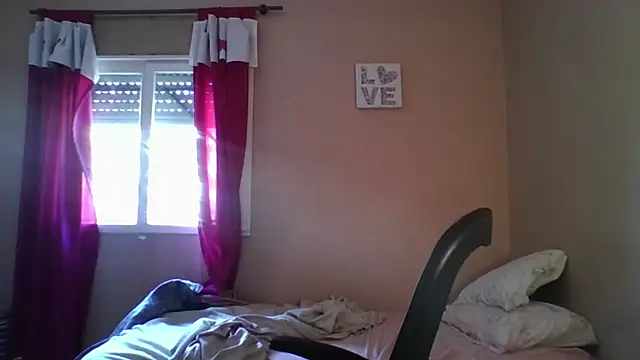 imsohornydacom online show from December 2025 03:33:02 PM