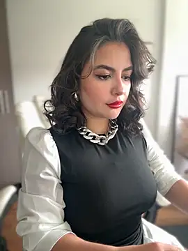 Snapshot of sukhakunis1 chatting on September 2025 03:55:01 PM sukhakunis1 online show from September 2025 03:55:01 PM