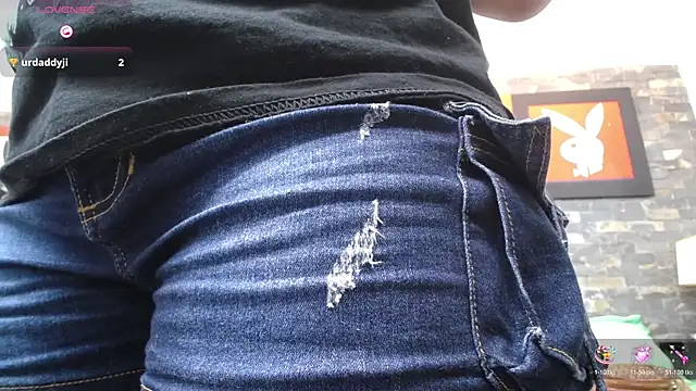 Snapshot of dayadubey_ chatting on November 2025 10:08:01 AM dayadubey online show from November 2025 10:08:01 AM